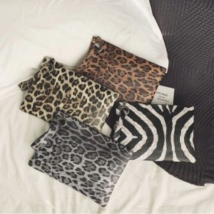 clutch-animal-print-2