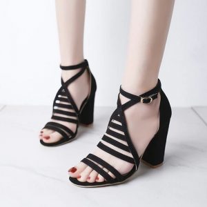 sandalia-salto-strap-04